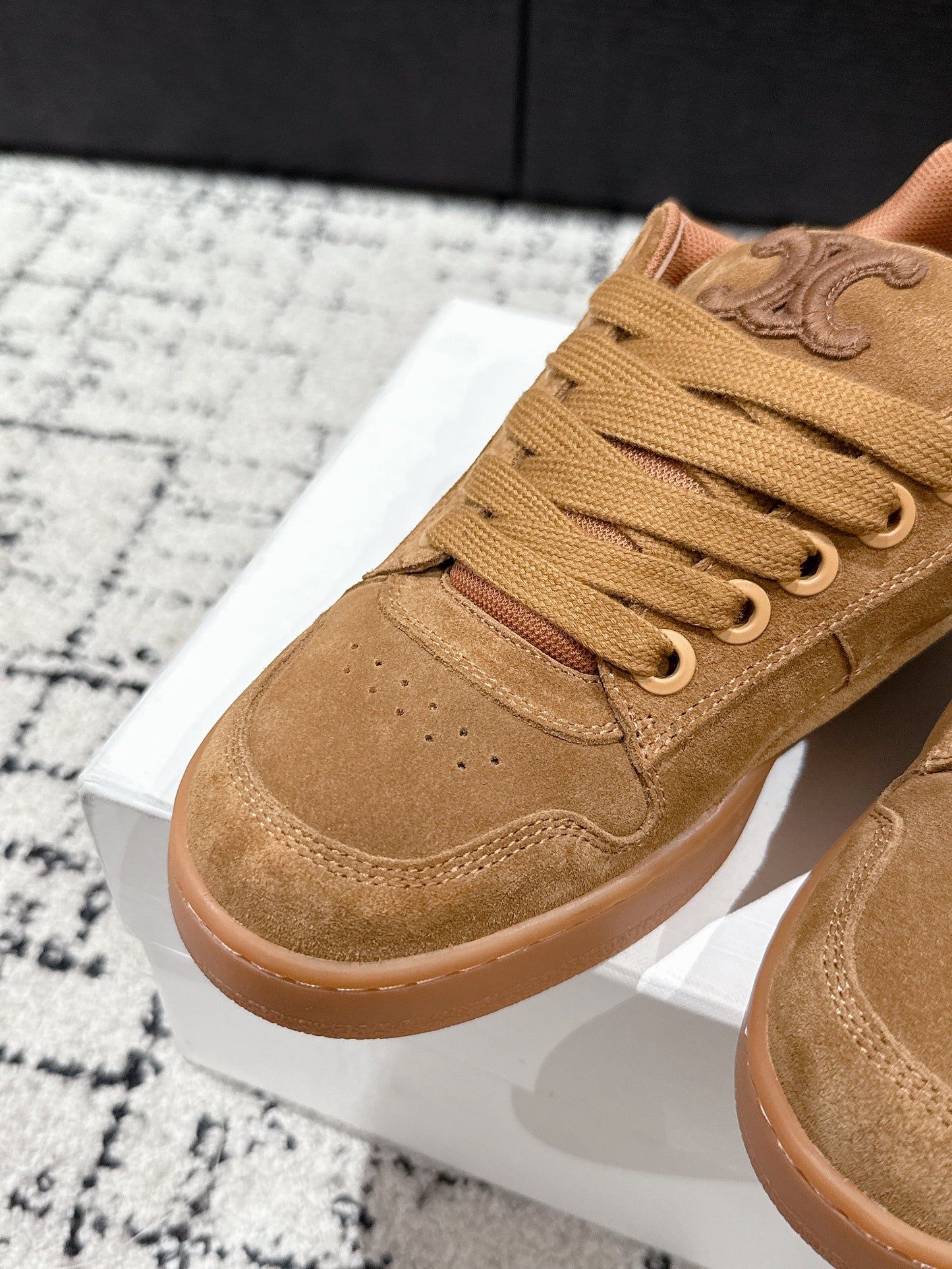Celine CELINE 25C Huntington Low Top Sneaker Copper Brown Suede 232345