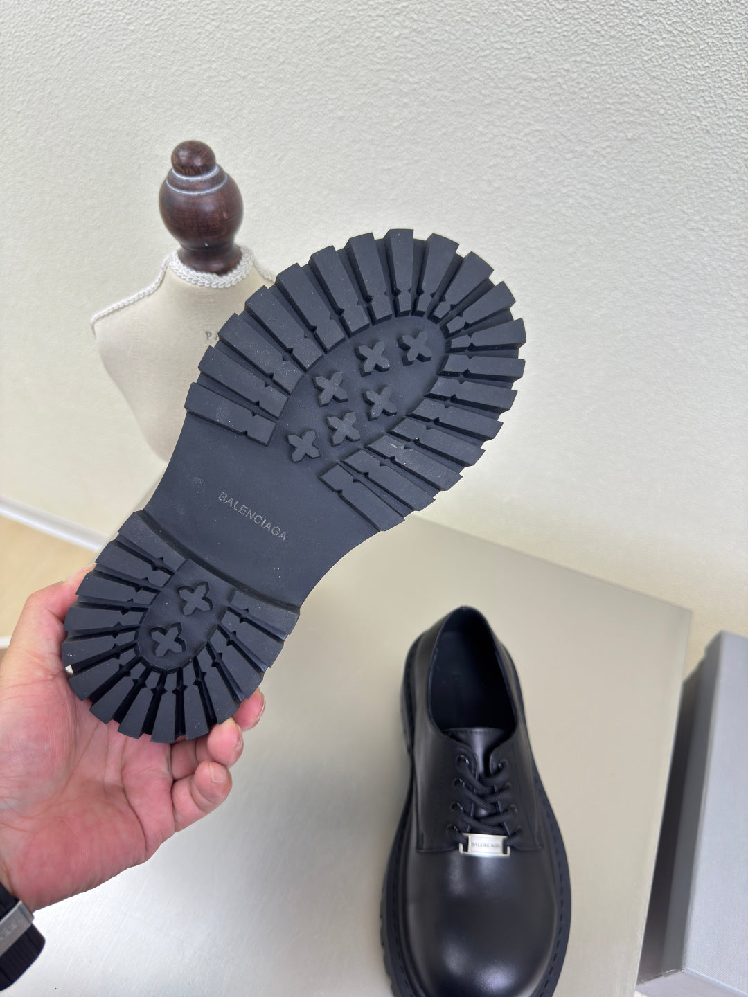 Balanciaga STOMPER DERBY IN BLACK SOFT LAMBSKIN