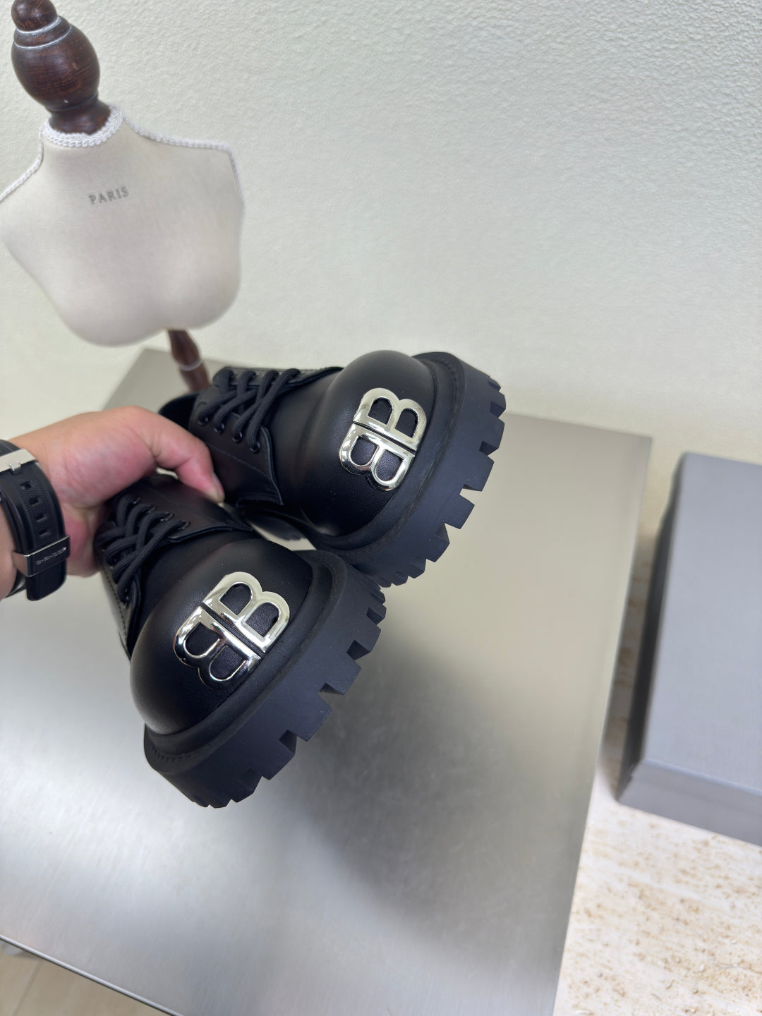 Balanciaga STOMPER DERBY IN BLACK SOFT BULLSKIN