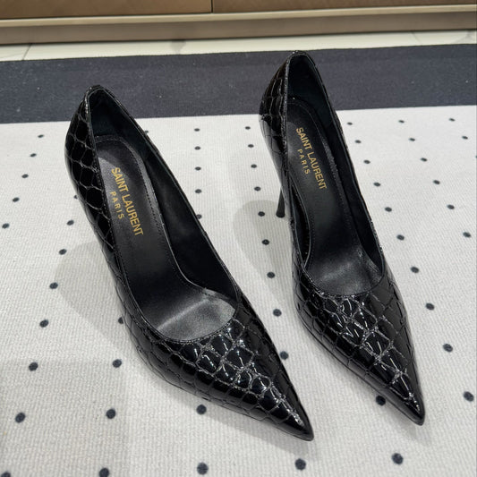 Saint Laurent NORMA PUMPS IN BLACK CROCODILE PATTERN SHEEPSKIN