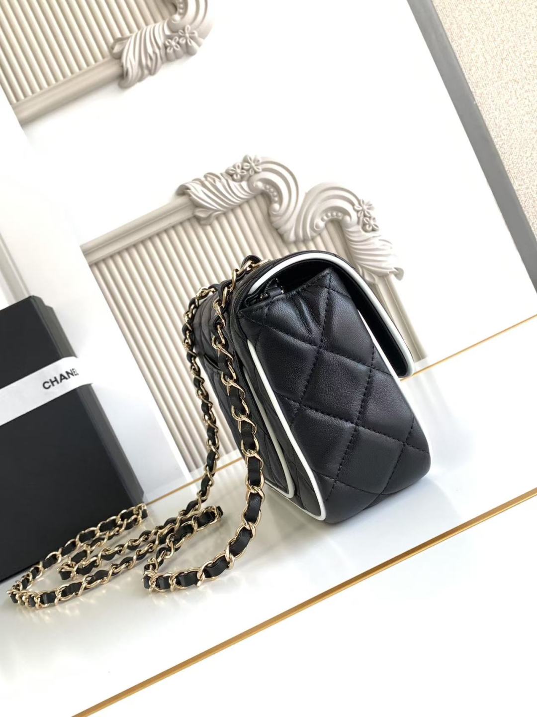 CHANEL 25P Mini Flap Bag 20cm Black White Calfskin