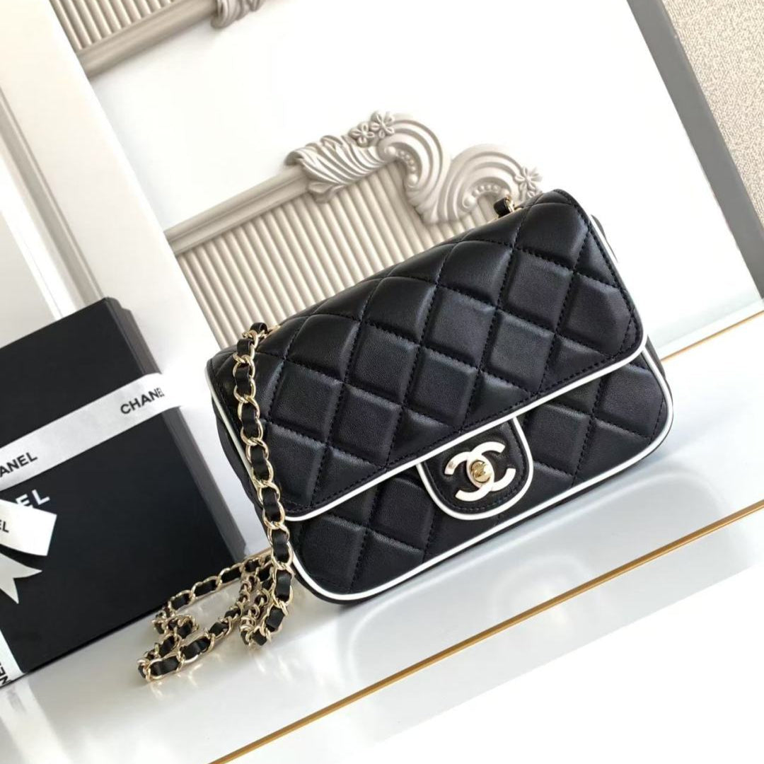 CHANEL 25P Mini Flap Bag 20cm Black White Calfskin