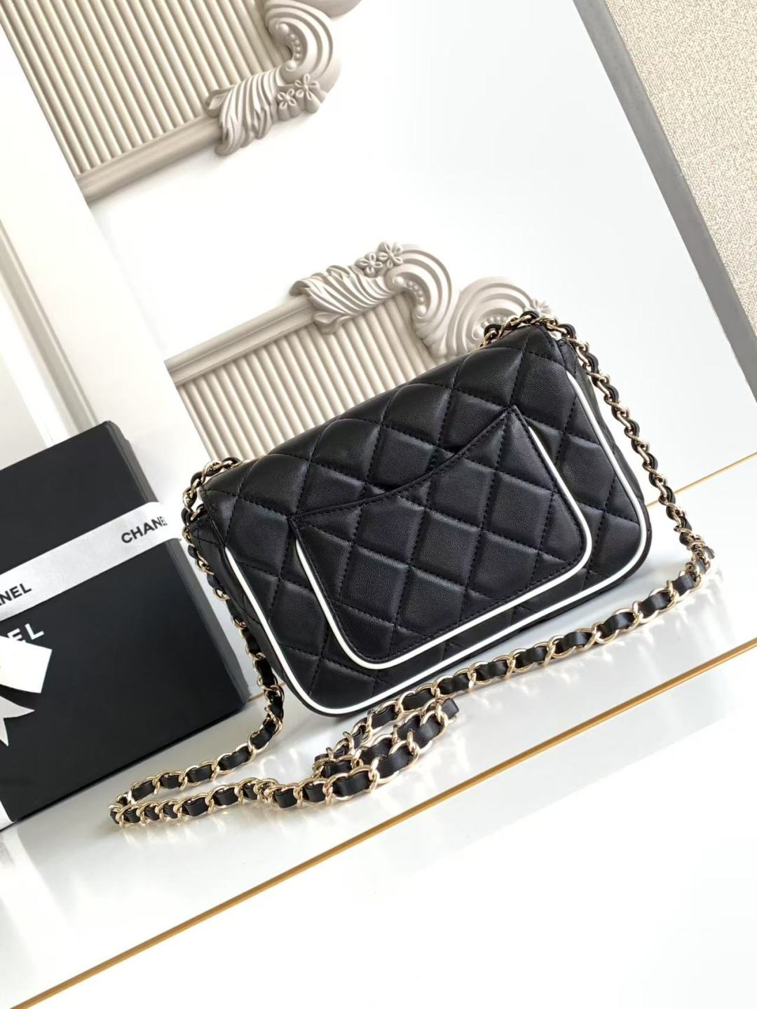 CHANEL 25P Mini Flap Bag 20cm Black White Calfskin
