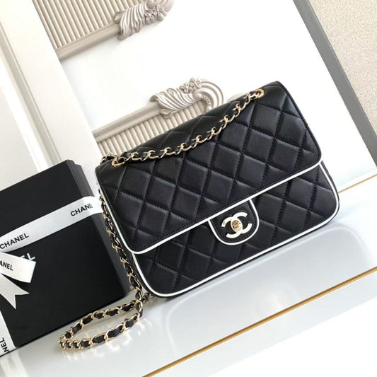 CHANEL 25P Mini Flap Bag 23cm Black White Calfskin