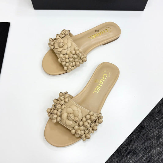 CHANEL 25C Mules Flower Beige Calfskin