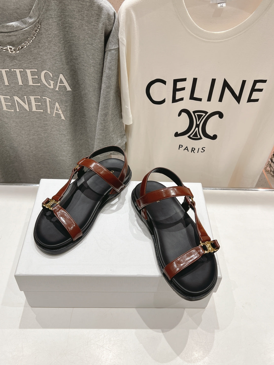 Celine CELINE MAUD SANDAL WITH TRIOMPHE DEEP BROWN COWHIDE 236756