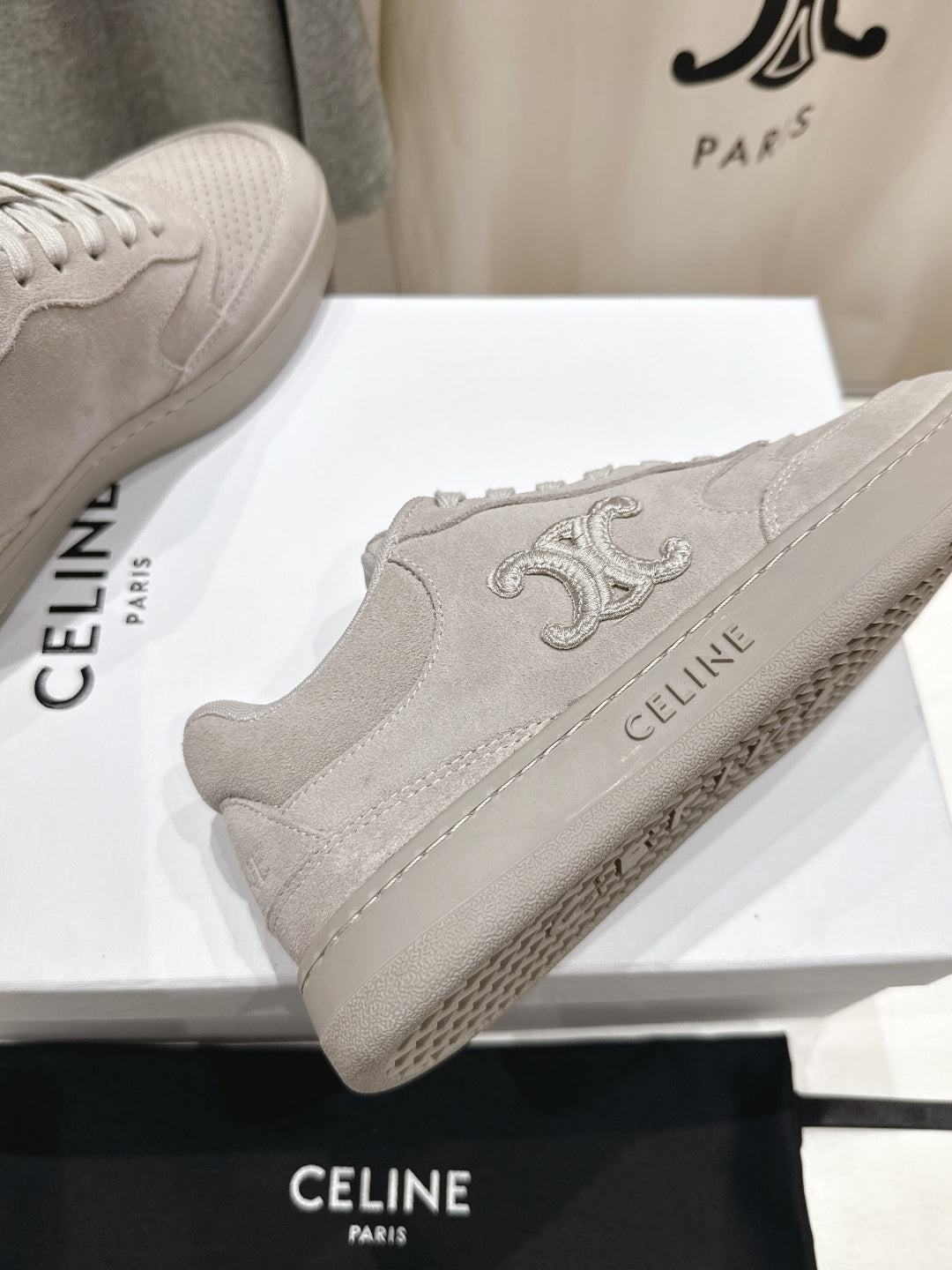 Celine CELINE 25C SNEAKERS GRAY SUEDE 236764