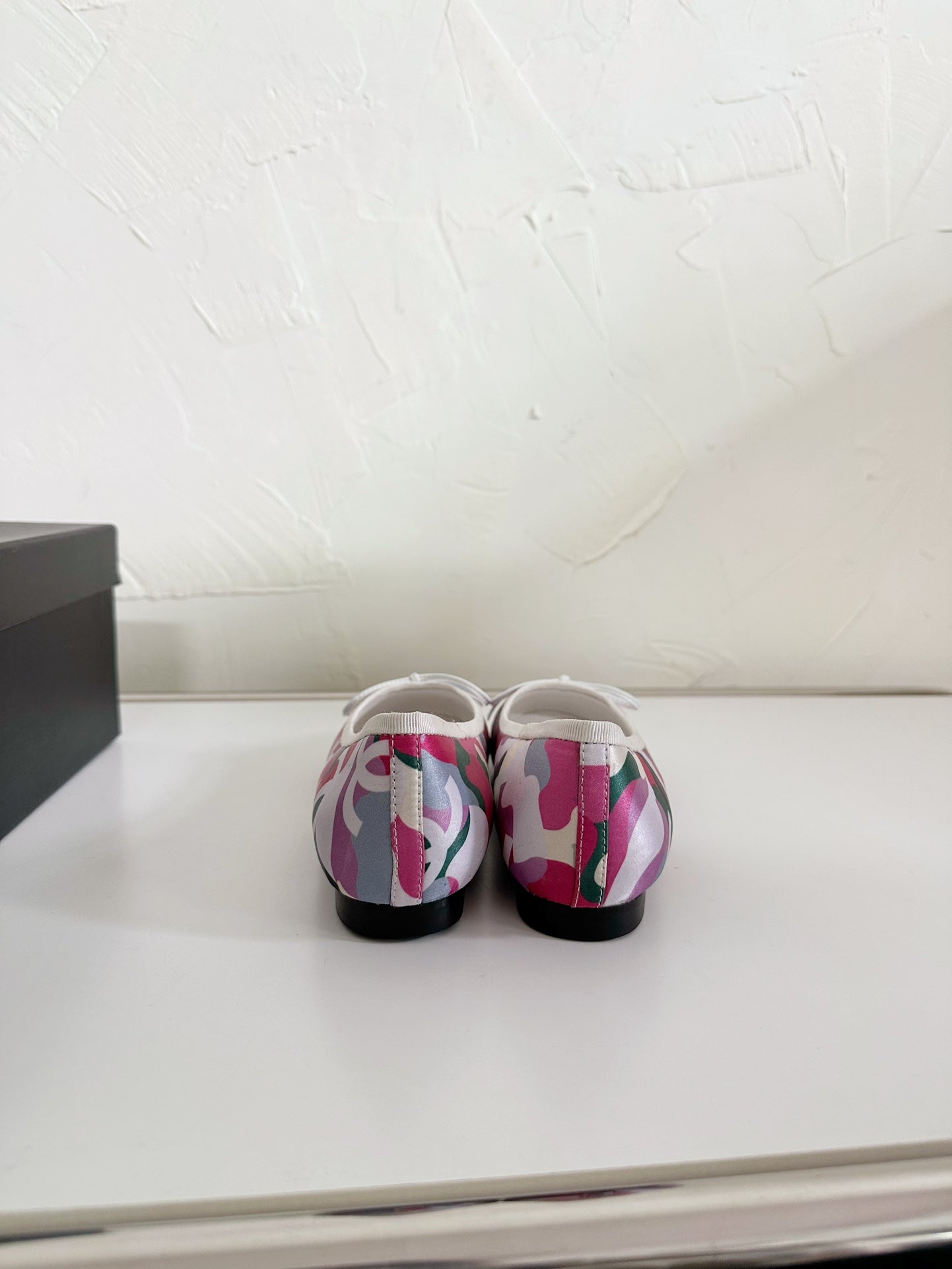 CHANEL Ballet Flats Pink Cloth
