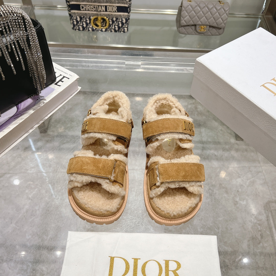 DIOR  DIORact Sandal 40mm In Caramel Suede 996363