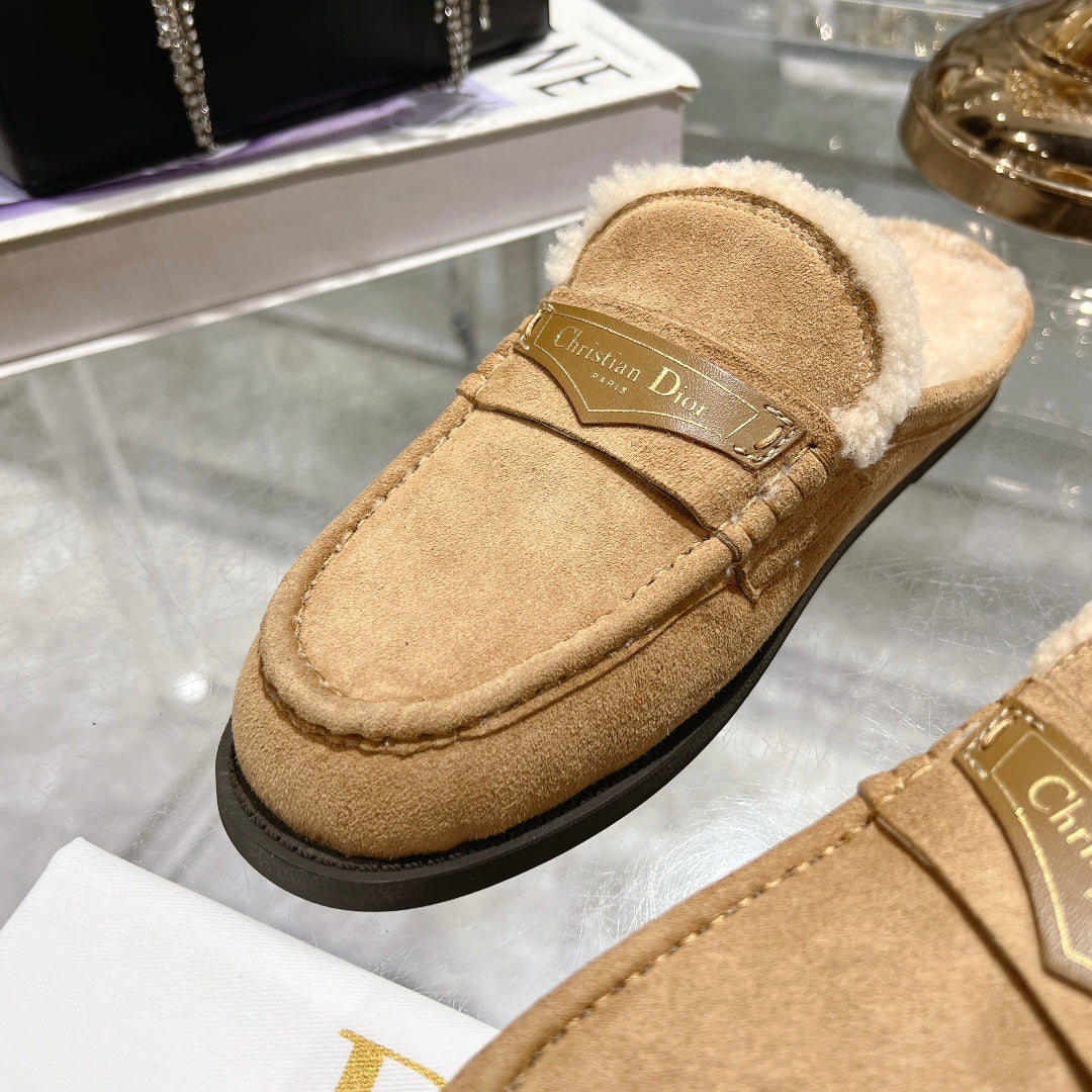 DIOR Boy Mule In Light Brown Suede With Fleece Lining 996446