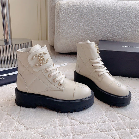 CHANEL Ankle Boots In White Beige Wrinkled Calfskin 145489