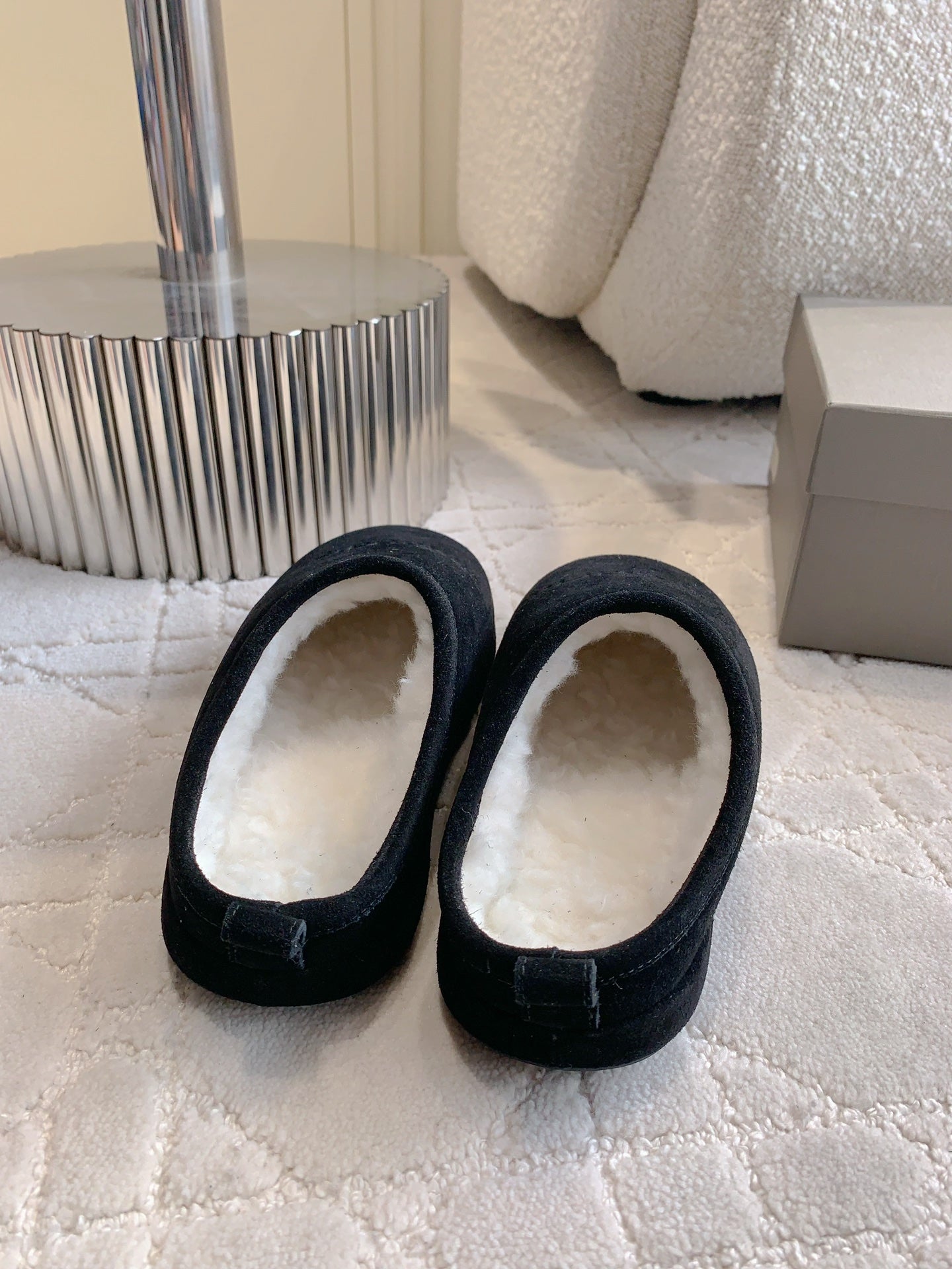Balanciaga ALASKA SLIPPER IN BLACK SUEDE
