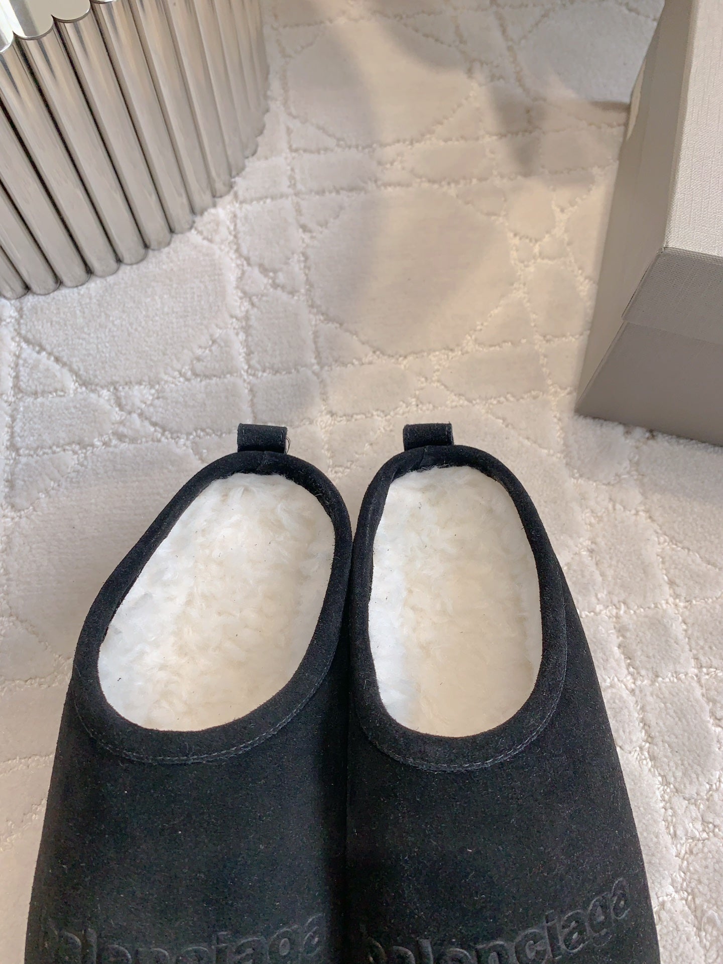 Balanciaga ALASKA SLIPPER IN BLACK SUEDE