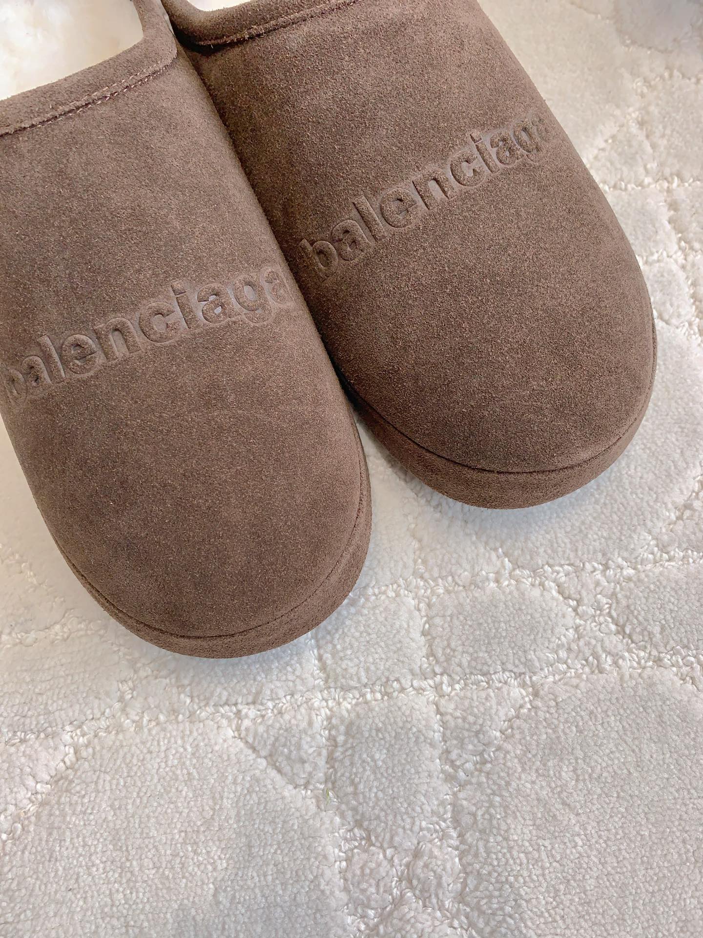 Balanciaga ALASKA SLIPPER IN CHOCOLATE SUEDE