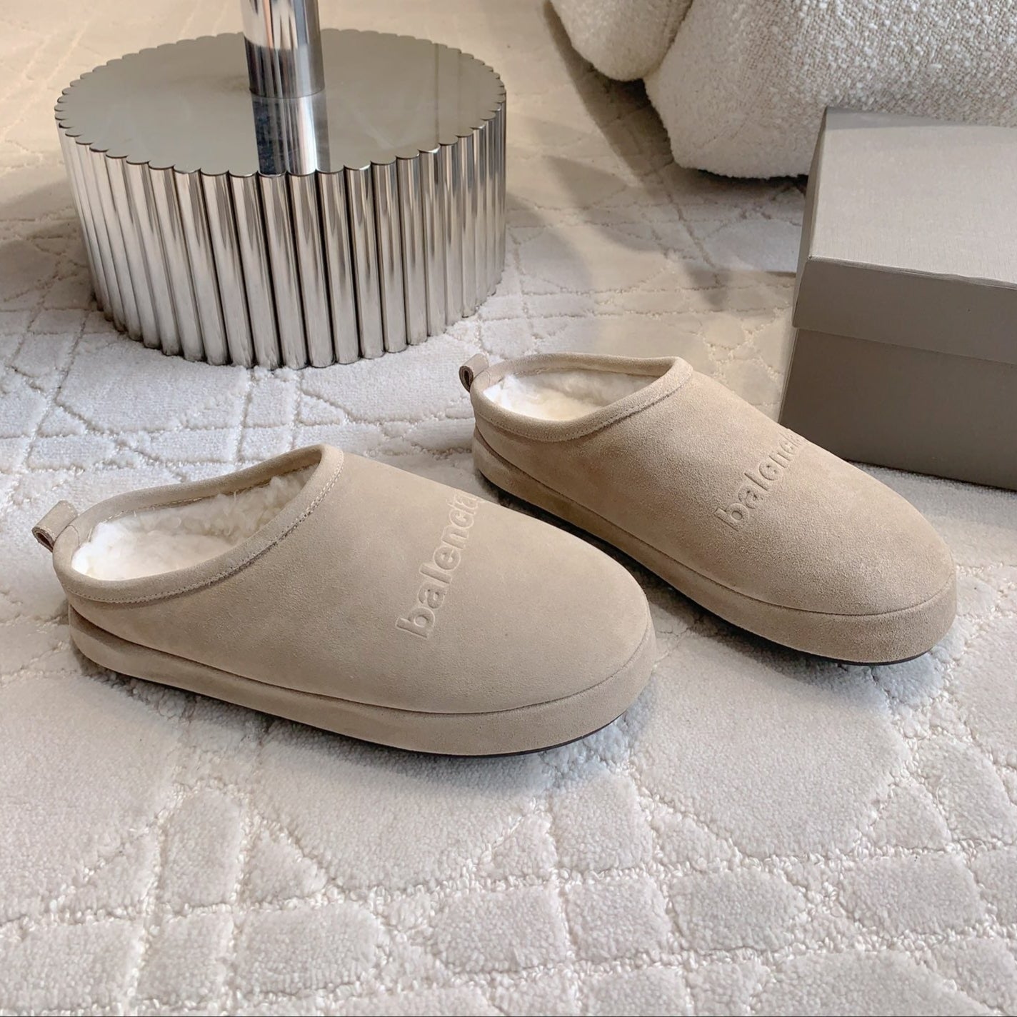 Balanciaga ALASKA SLIPPER IN BEIGE SUEDE