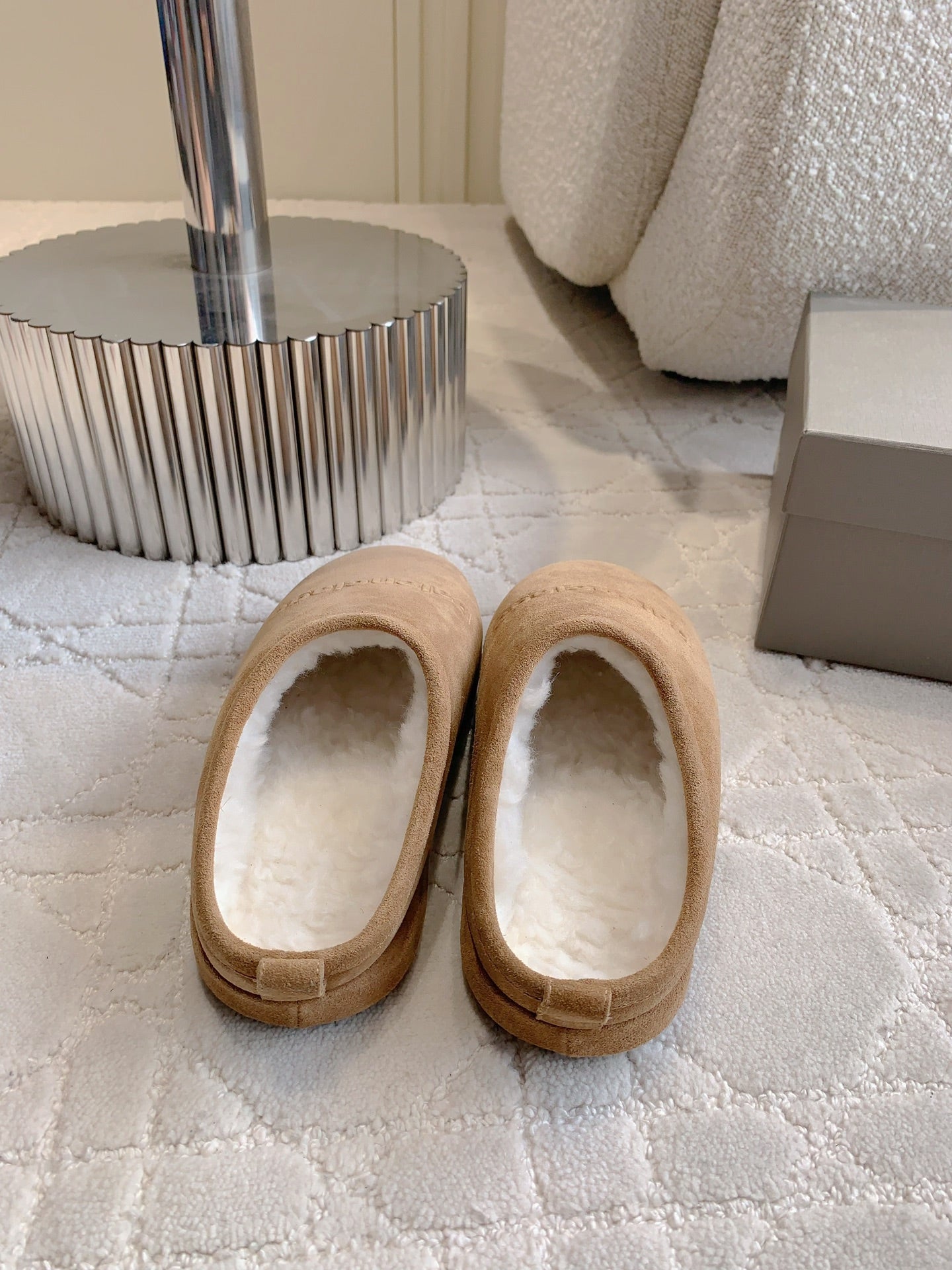 Balanciaga ALASKA SLIPPER IN CAMEL BROWN SUEDE