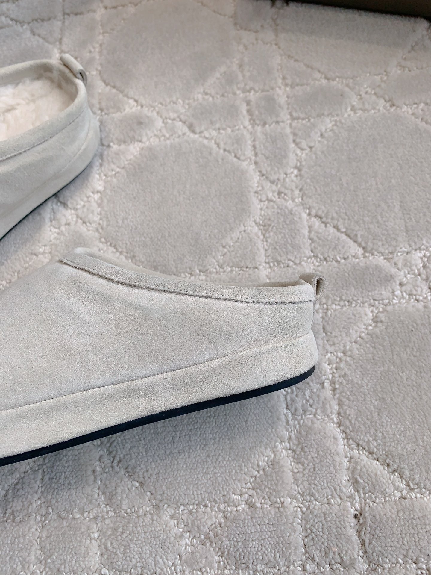 Balanciaga ALASKA SLIPPER IN WHITE SUEDE