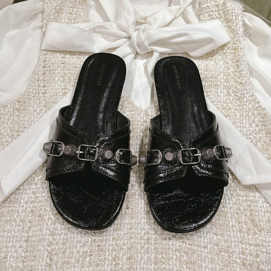 Balanciaga CAGOLE FLAT SANDALS IN BLACK WAX-OIL SHEEPSKIN