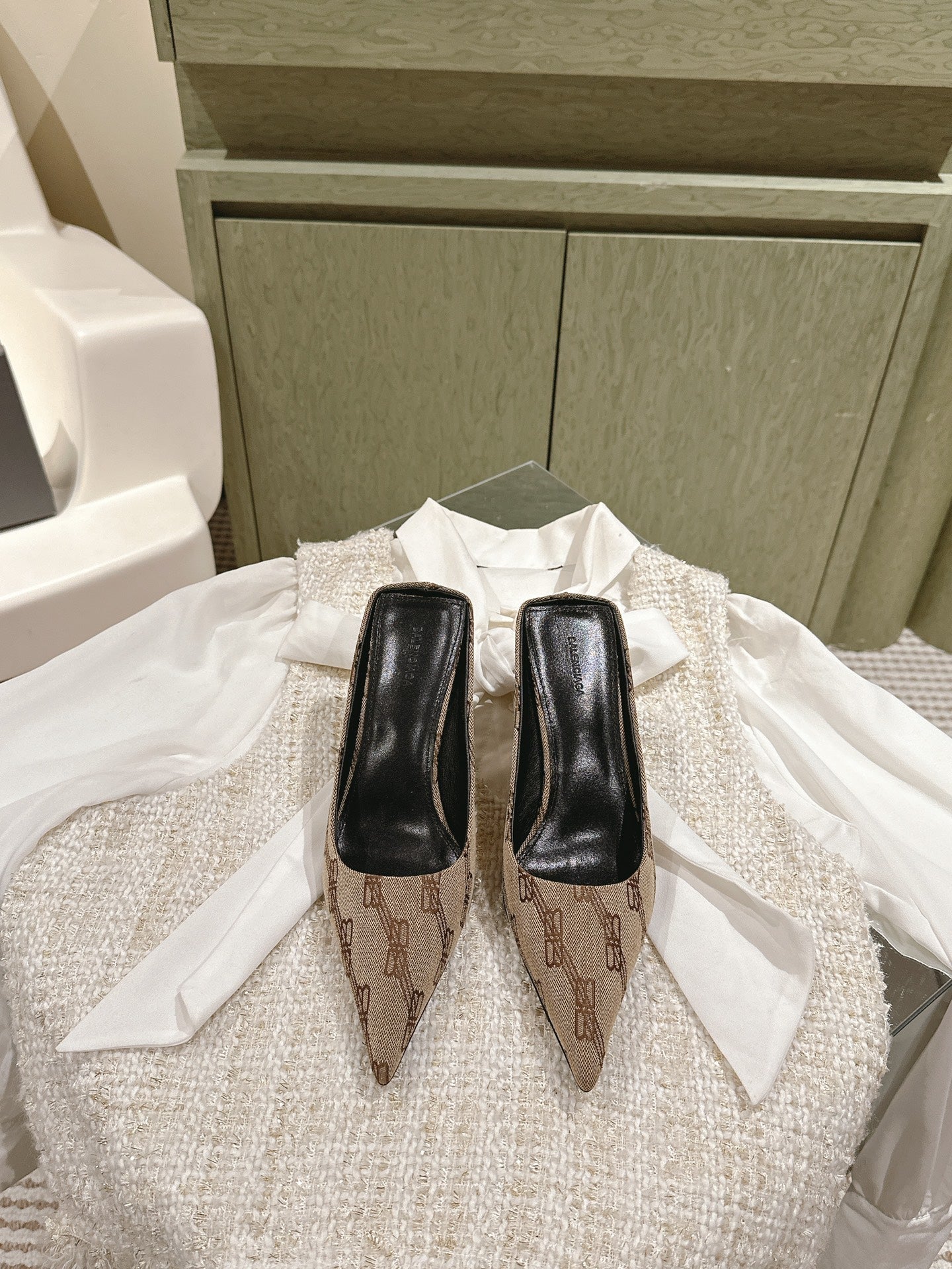 Balanciaga POINTED HIGH MULES IN BEIGE MONOGRAM JACQUARD FABRIC
