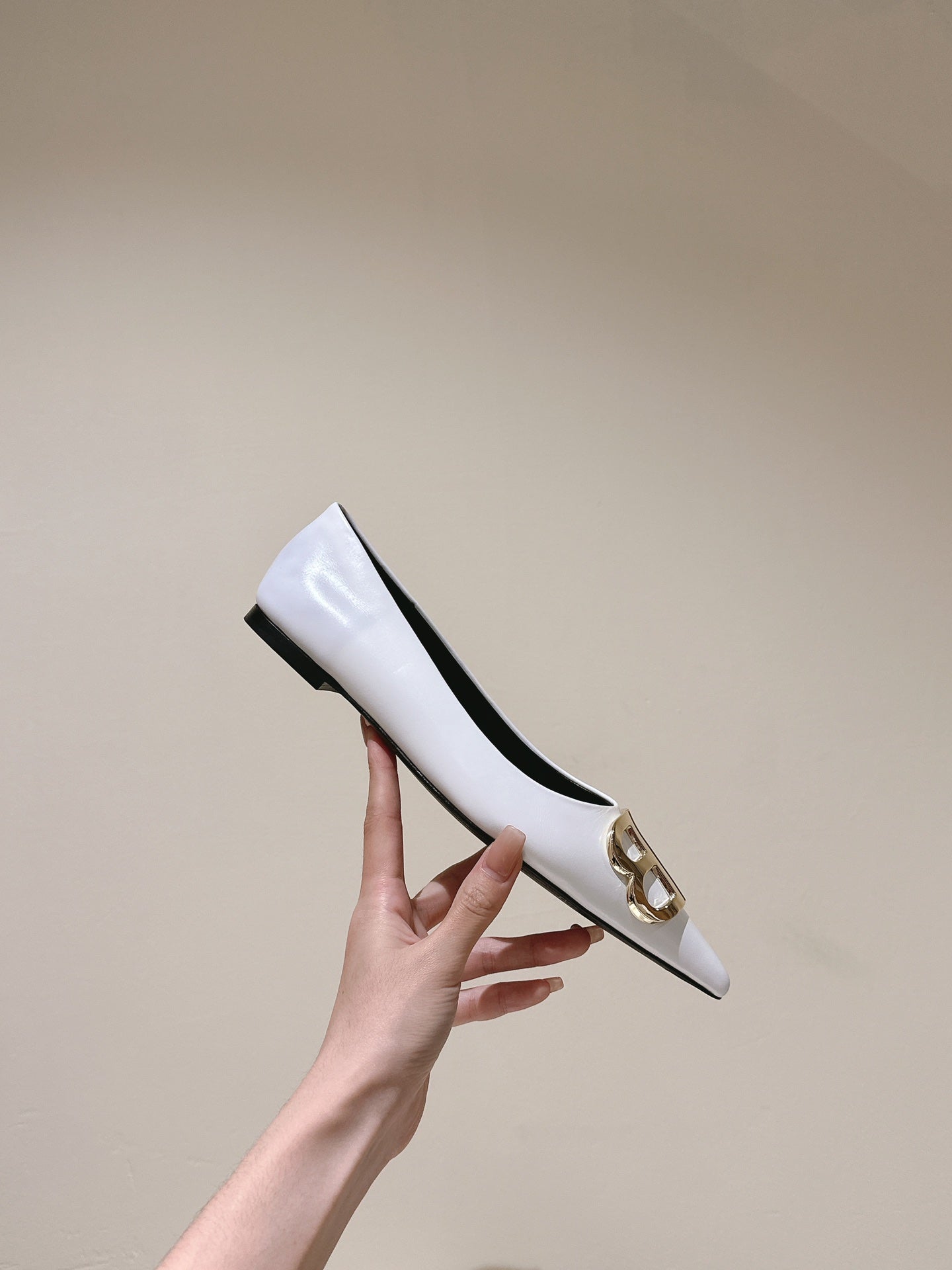 Balanciaga POINTED BB GOLD BUCKLE BALLET FLAT IN WHITE SHINY LAMBSKIN