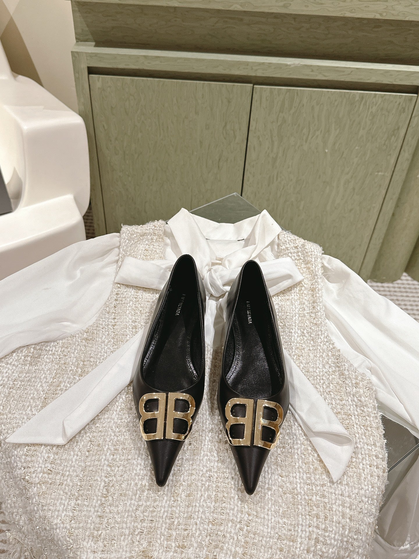 Balanciaga POINTED BB GOLD BUCKLE BALLET FLAT IN BLACK SMOOTH LAMBSKIN