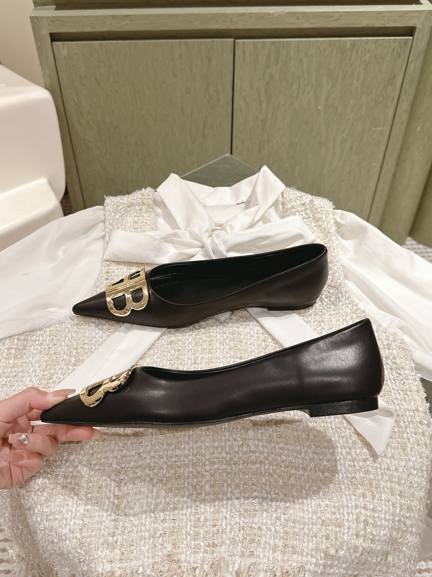 Balanciaga POINTED BB GOLD BUCKLE BALLET FLAT IN BLACK SMOOTH LAMBSKIN