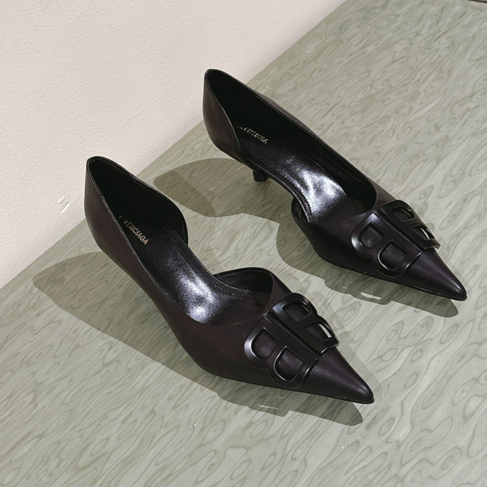 Balanciaga POINTED BB BLACK BUCKLE KITTEN HEEL PUMPS IN BLACK SMOOTH LAMBSKIN