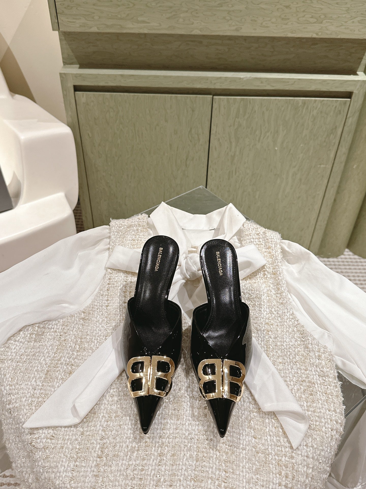 Balanciaga POINTED BB GOLD BUCKLE HIGH MULES IN BLACK PATENT CALFSKIN