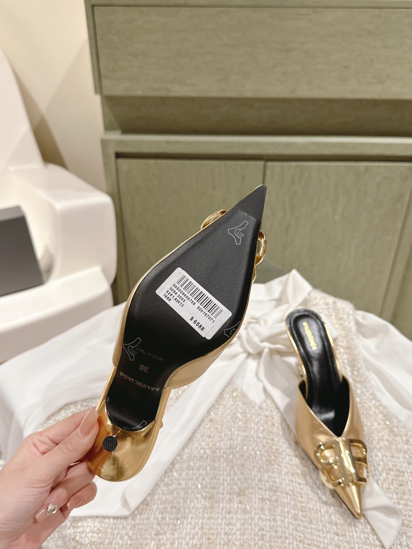 Balanciaga POINTED BB GOLD BUCKLE HIGH MULES IN GOLD METALLIC CALFSKIN