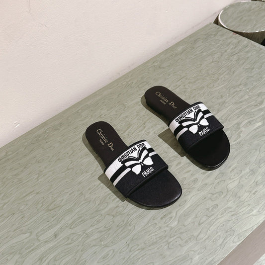 DIOR Dway Slide Fabric with Cowhide 241926