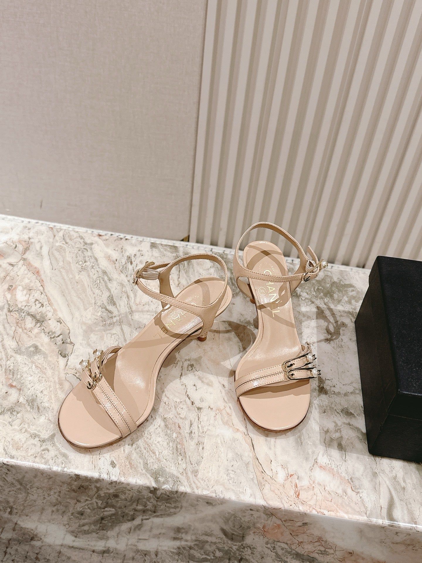 CHANEL 25 Sandal Heels Sheepskin 267851