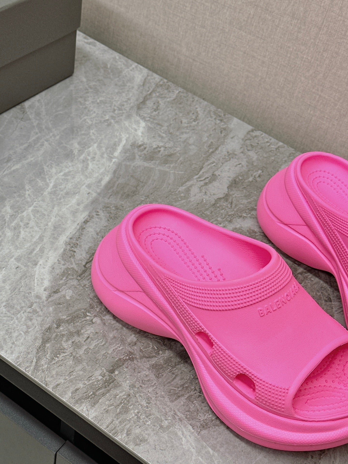 Balanciaga POOL CROCS SLIDE SANDAL IN BRIGHT PINK RUBBER