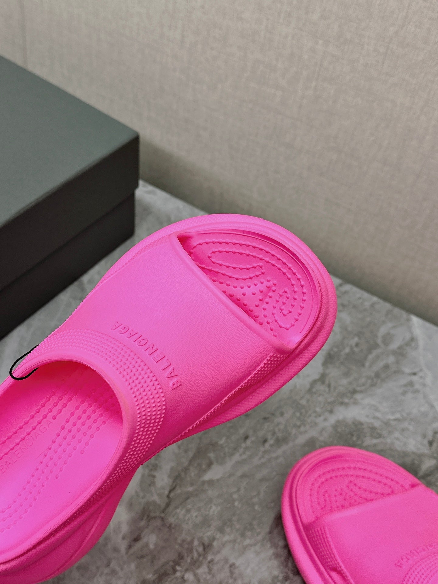 Balanciaga POOL CROCS SLIDE SANDAL IN BRIGHT PINK RUBBER