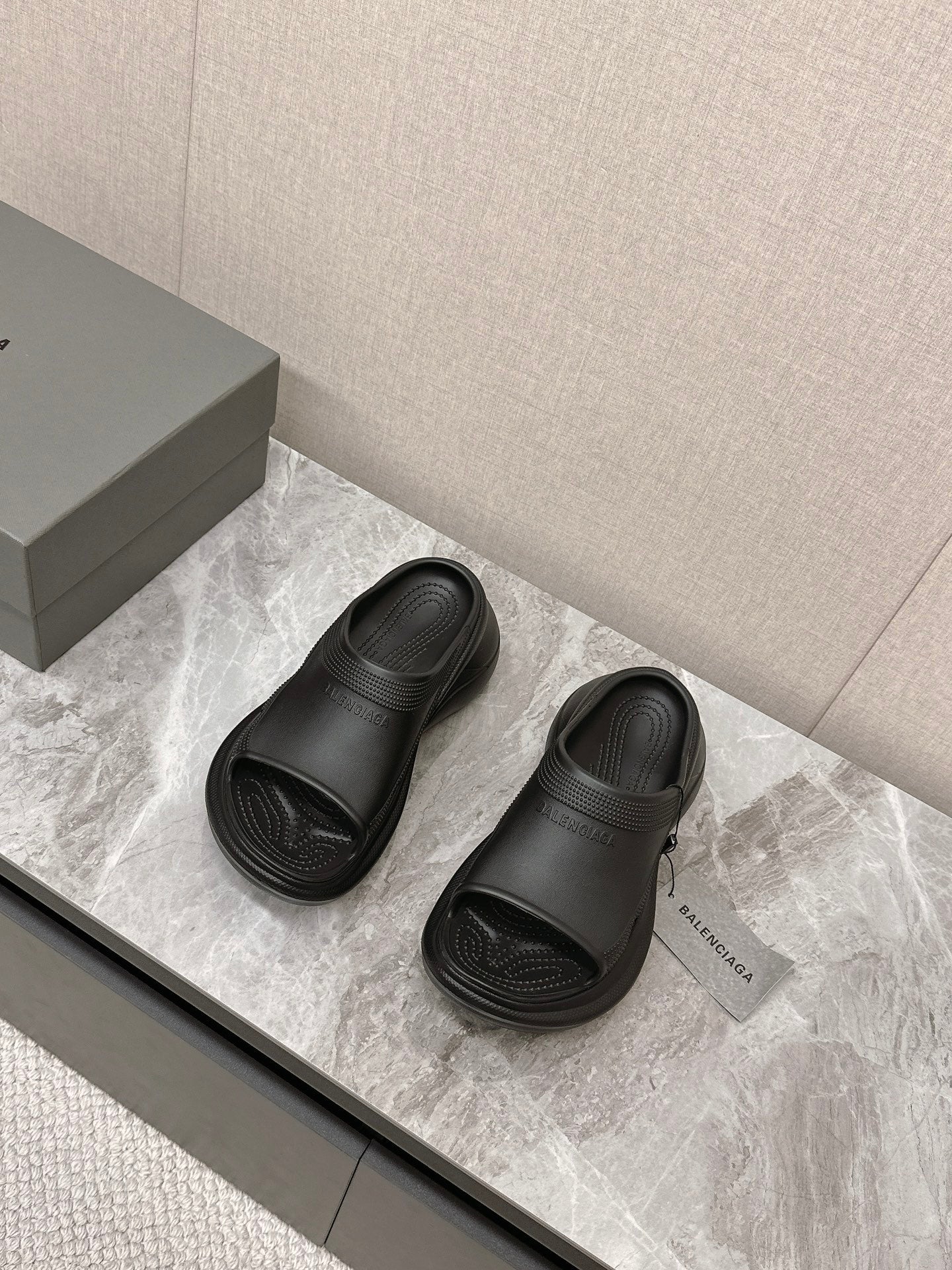 Balanciaga POOL CROCS SLIDE SANDAL IN BLACK RUBBER