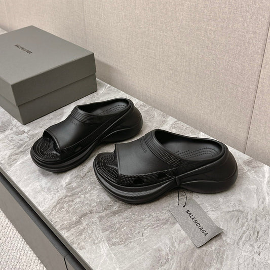 Balanciaga POOL CROCS SLIDE SANDAL IN BLACK RUBBER