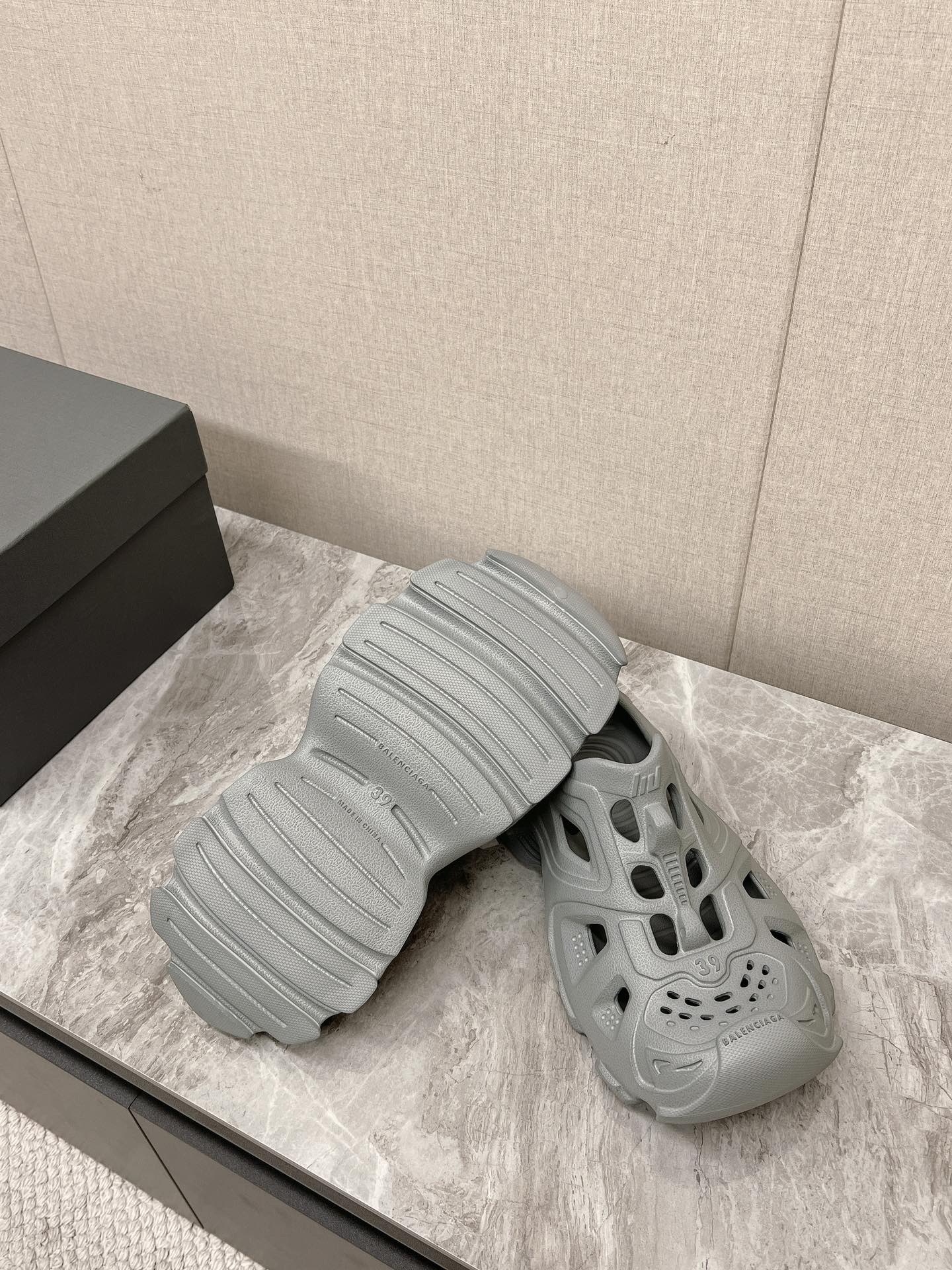 Balanciaga CUT-OUT MULES IN GRAY RUBBER