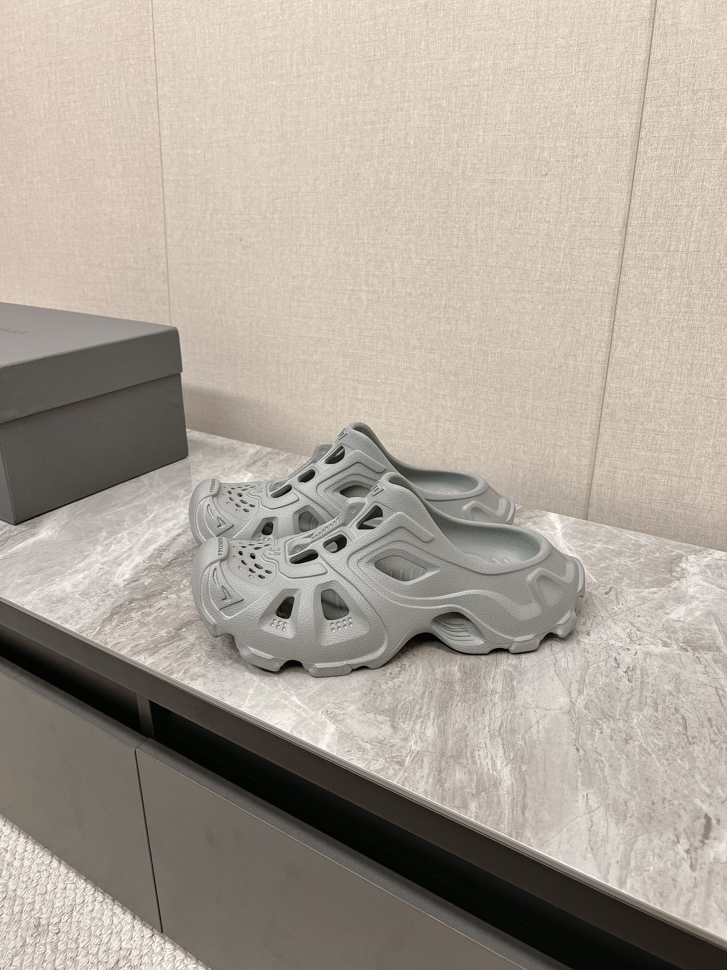 Balanciaga CUT-OUT MULES IN GRAY RUBBER