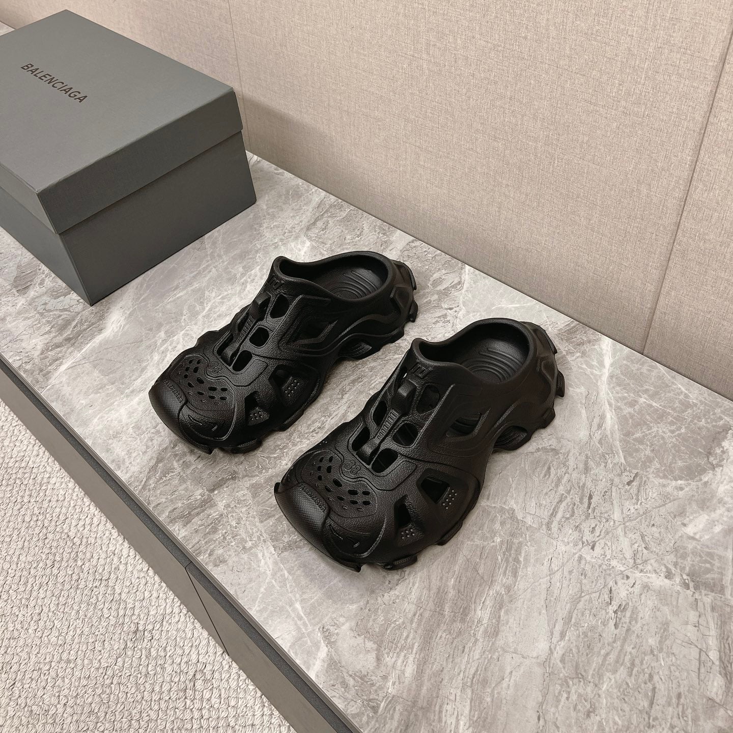 Balanciaga CUT-OUT MULES IN BLACK RUBBER