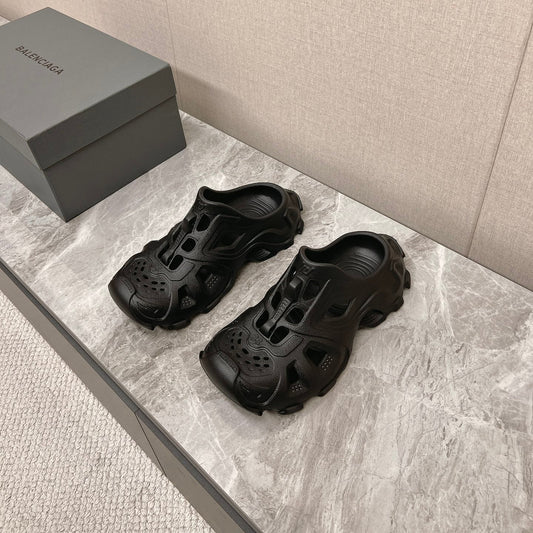 Balanciaga CUT-OUT MULES IN BLACK RUBBER