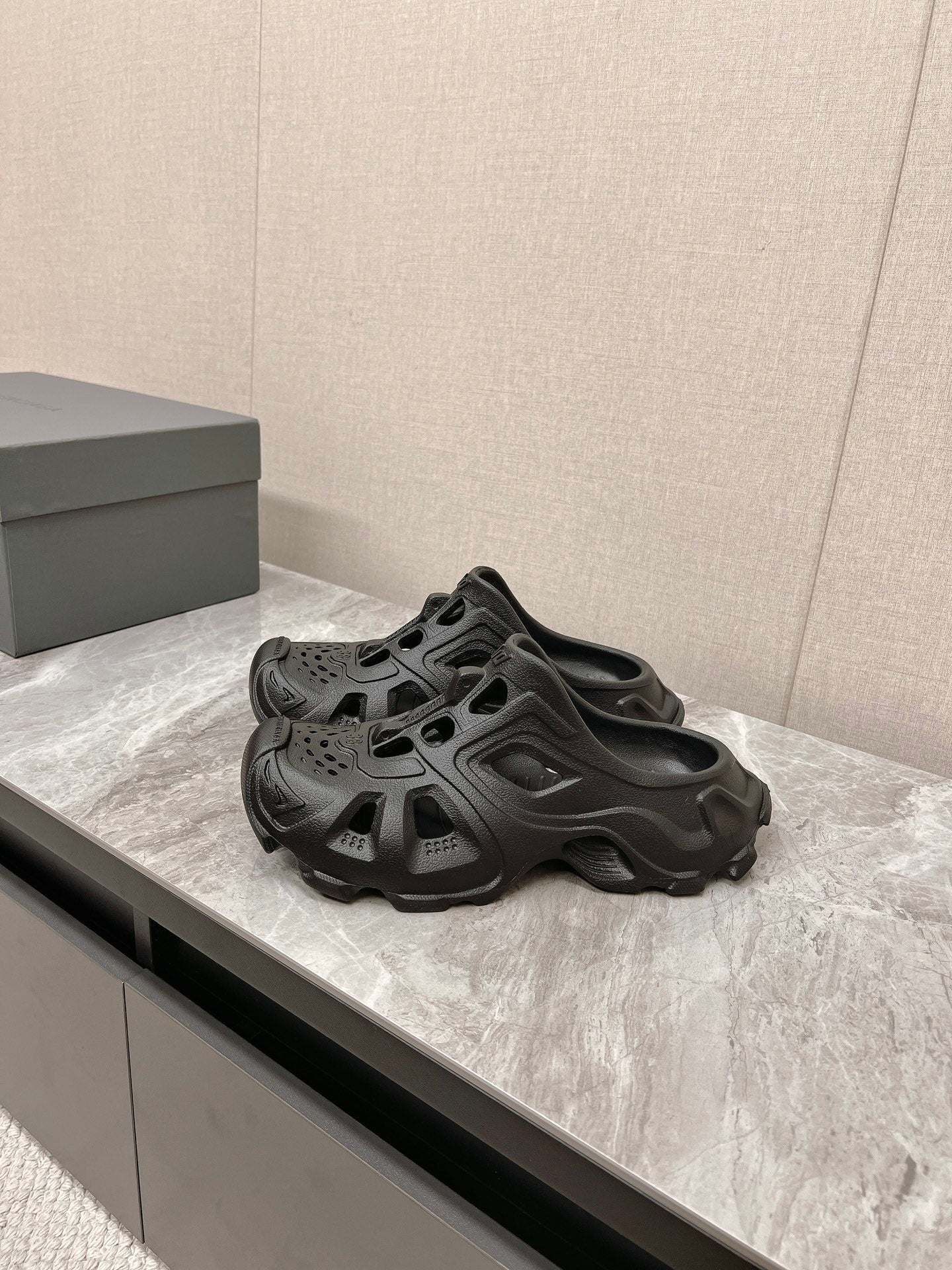 Balanciaga CUT-OUT MULES IN BLACK RUBBER