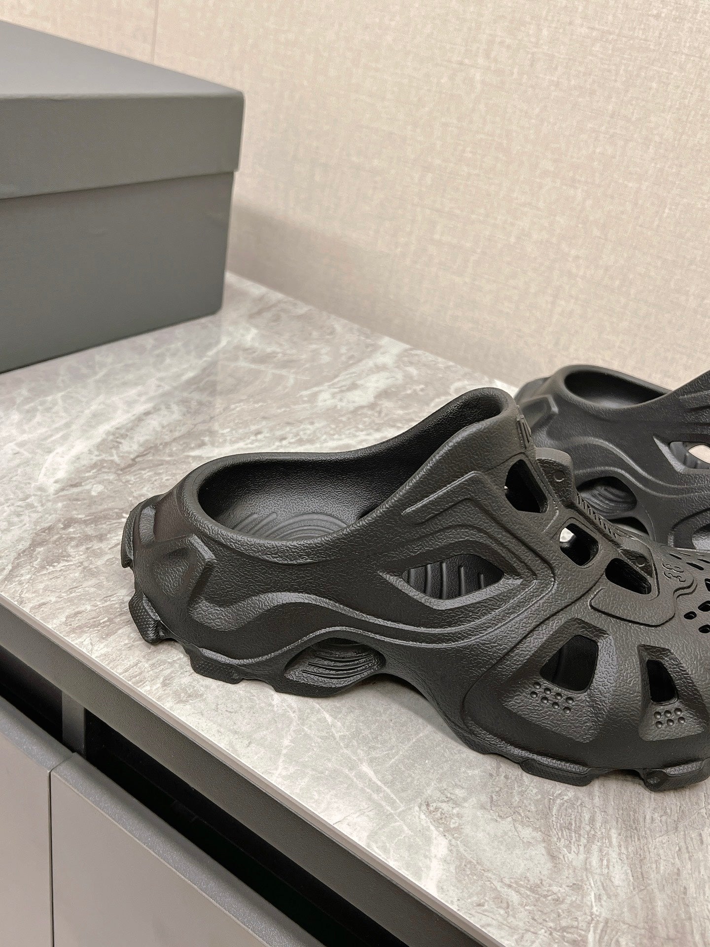 Balanciaga CUT-OUT MULES IN BLACK RUBBER