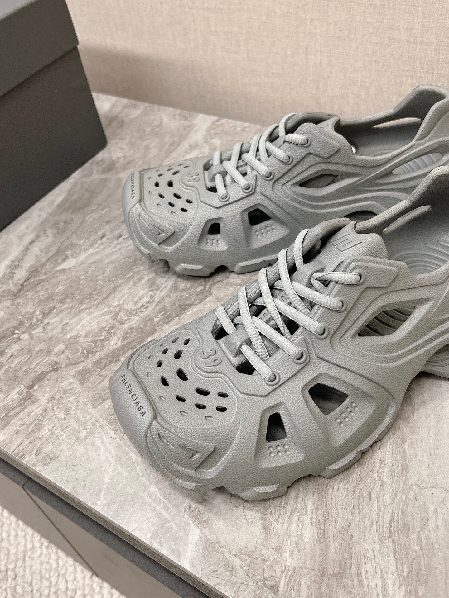 Balanciaga SNEAKERS IN FRIAR GRAY RUBBER