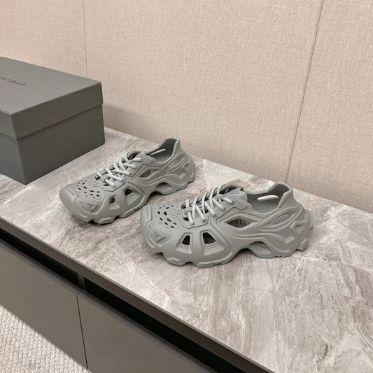 Balanciaga SNEAKERS IN FRIAR GRAY RUBBER