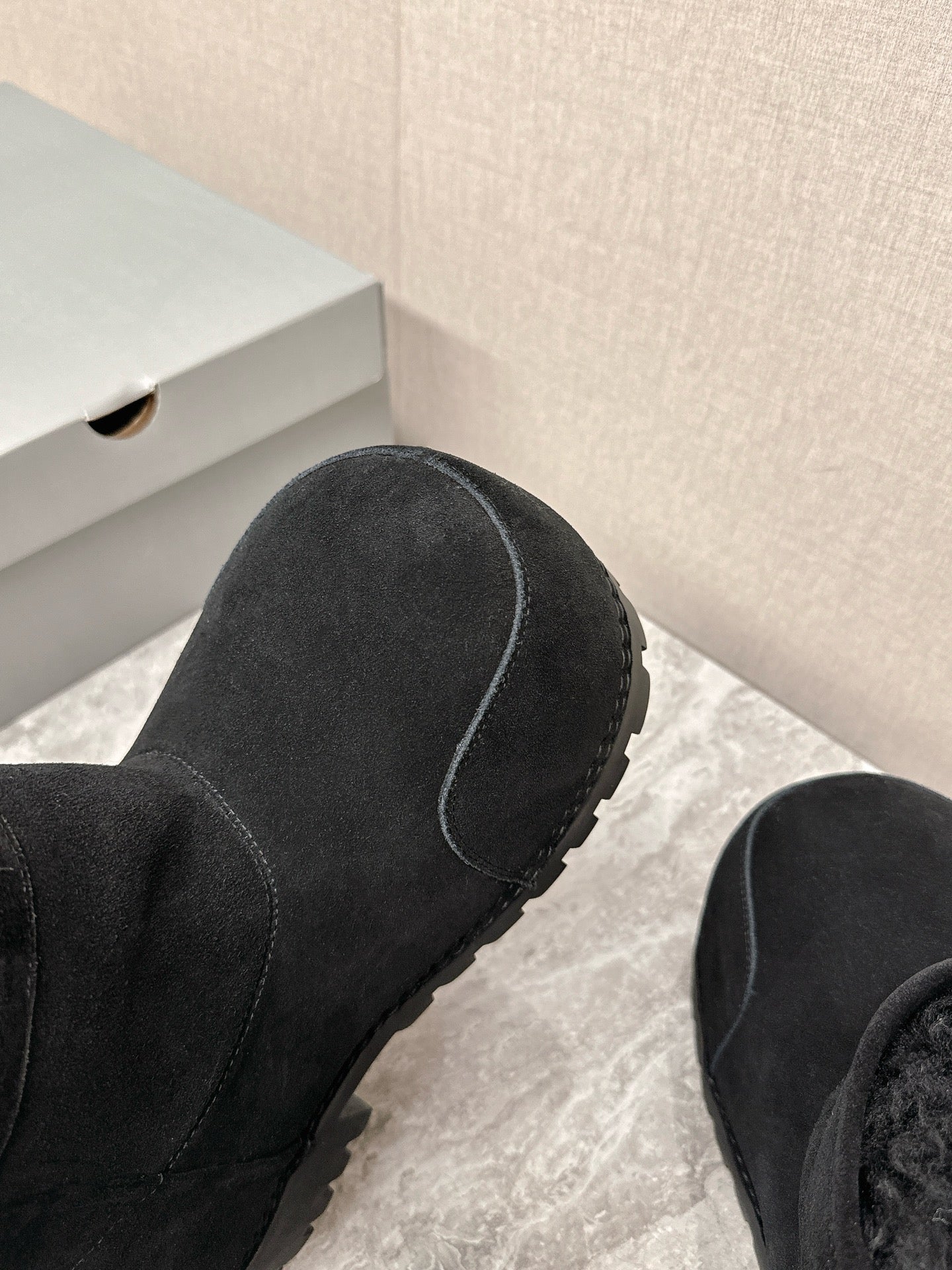 Balanciaga ALASKA BOOTIE IN BLACK SUEDE AND WOOL LINING