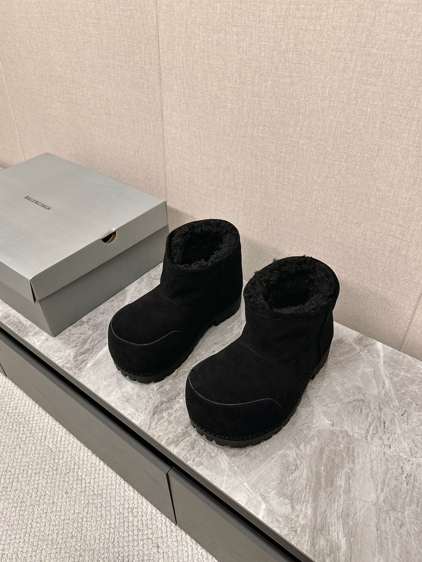 Balanciaga ALASKA BOOTIE IN BLACK SUEDE AND WOOL LINING