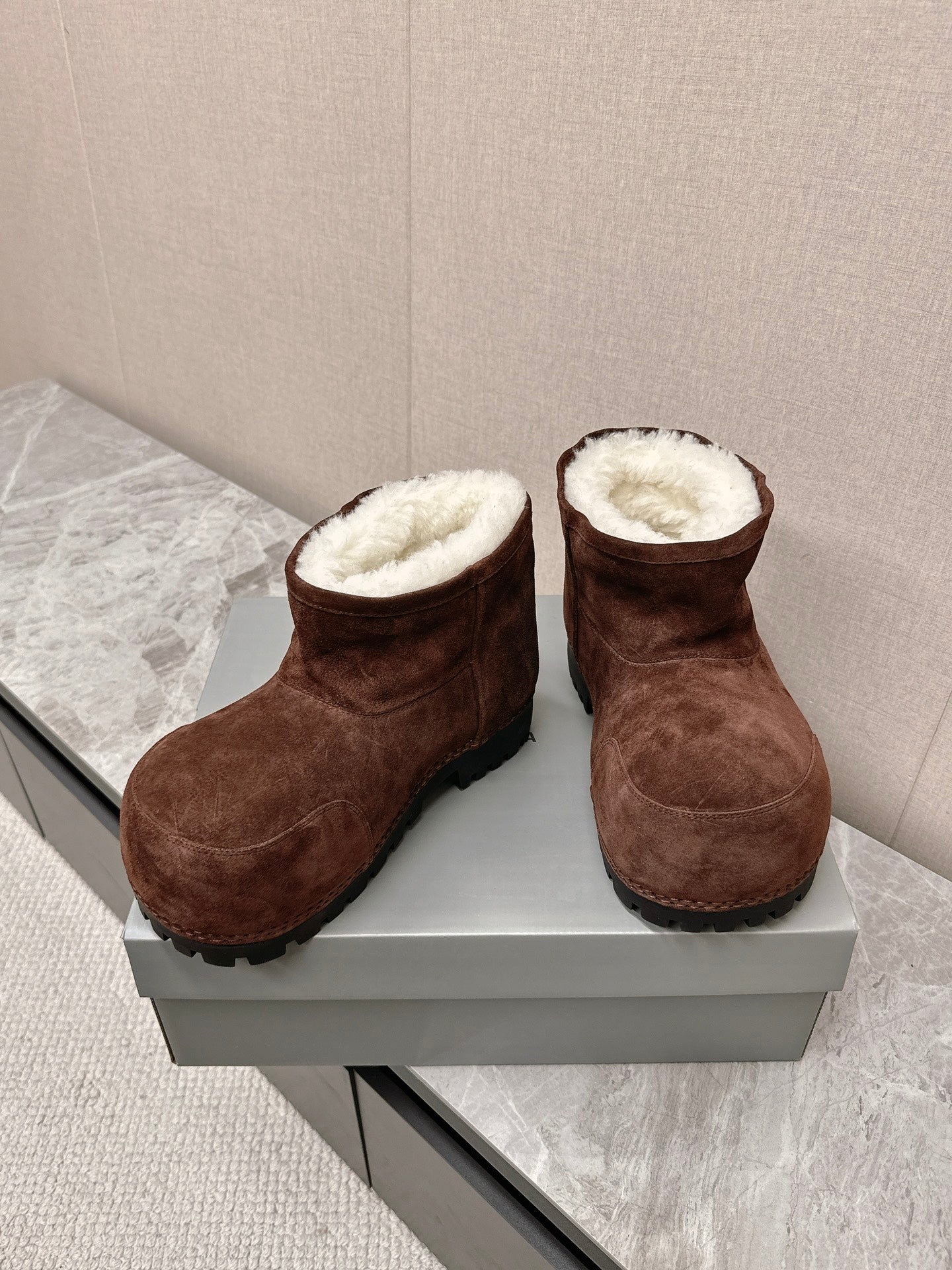 Balanciaga ALASKA BOOTIE IN CHOCOLATE SUEDE AND WOOL LINING