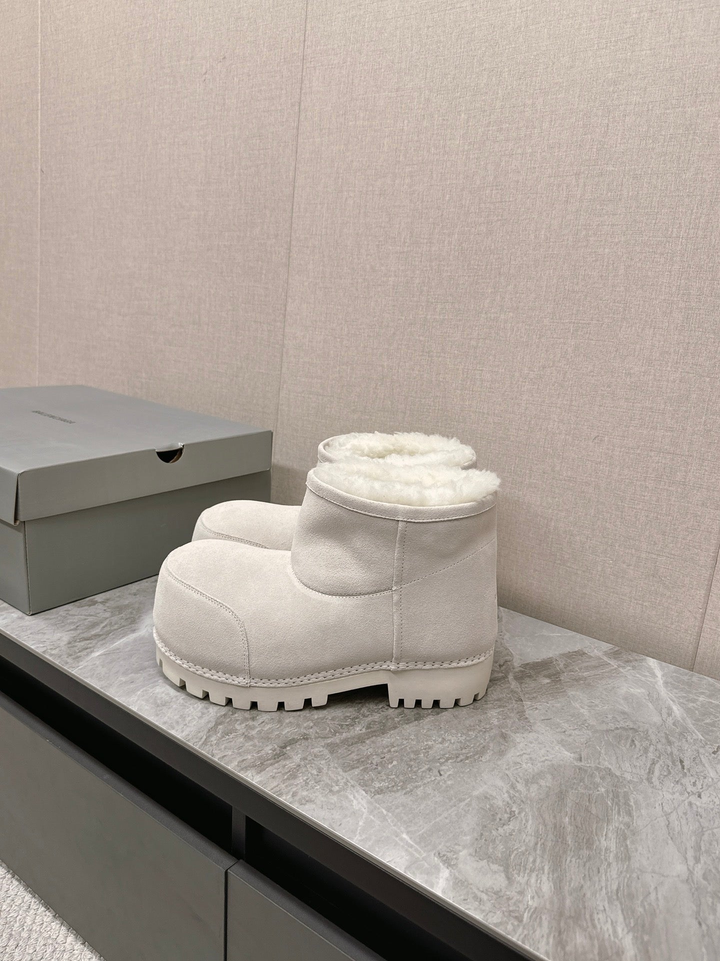 Balanciaga ALASKA BOOTIE IN WHITE SUEDE AND WOOL LINING