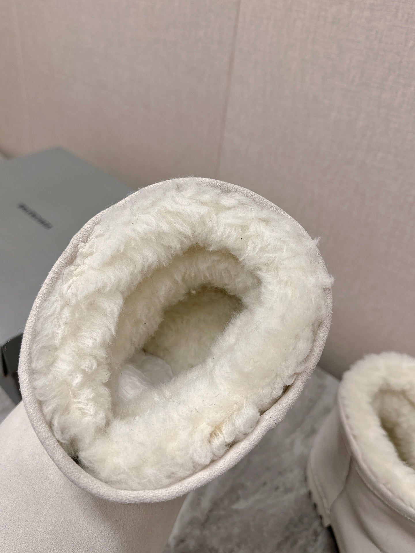 Balanciaga ALASKA BOOTIE IN WHITE SUEDE AND WOOL LINING
