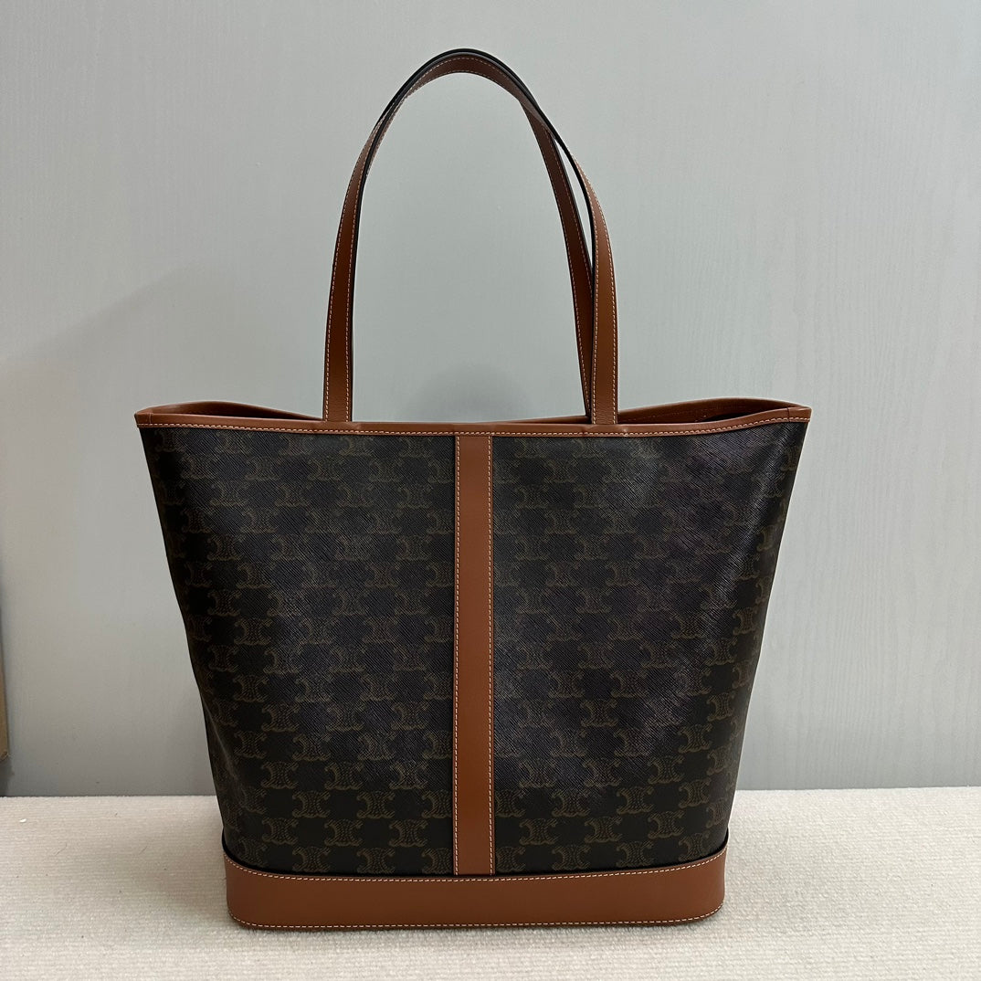 Celine MEDIUM CABAS TRIOMPHE CANVAS 31.5 TAN CALFSKIN