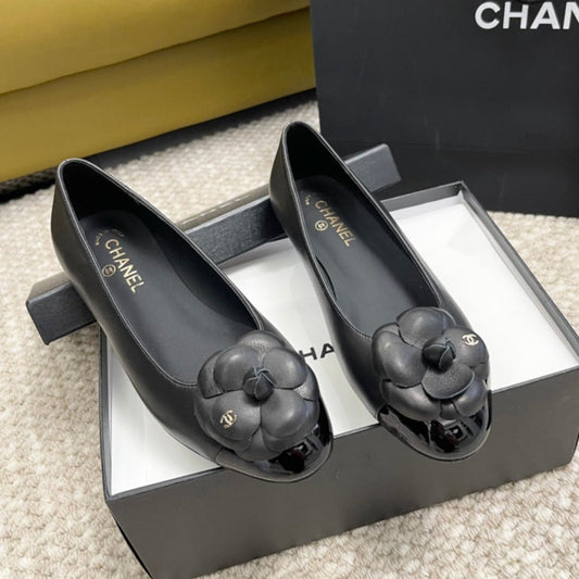CHANEL ballet flat flower black calfskin